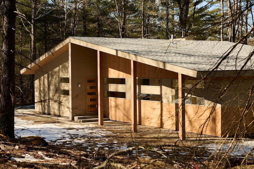 Sold $865,000