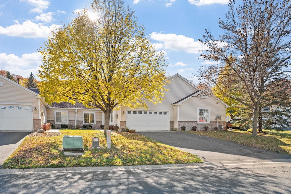 For Sale $324,900 • Co-Listing Agent