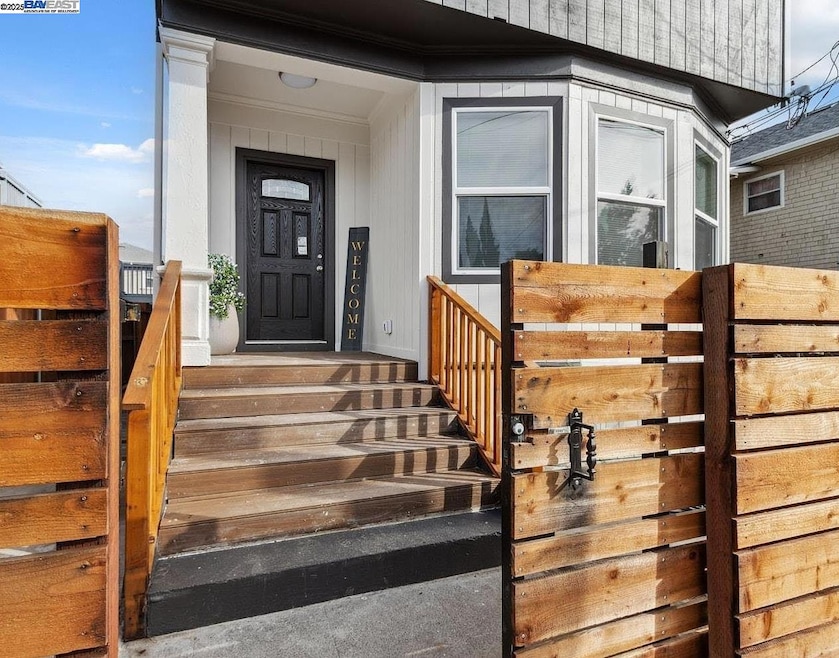 842 E 17th St, Oakland, CA 94606 - photo 1