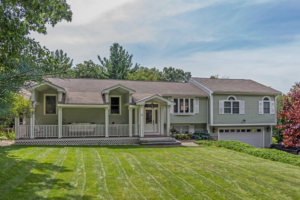 385 Johnny Appleseed Way, Leominster, MA 01453 - photo 1