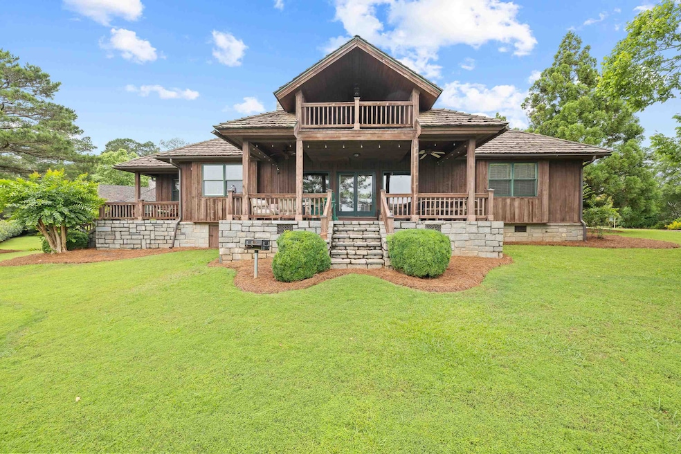 For Sale $995,000