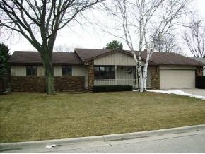 2139 N Connies Ct, Appleton, WI 54914 - photo 1