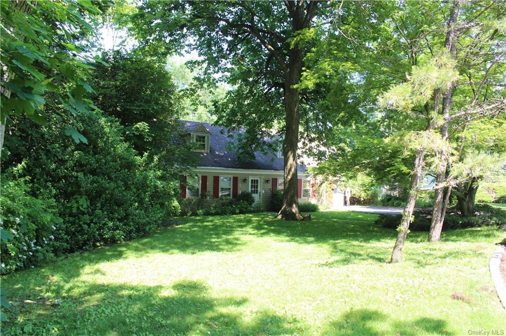 19 Beacon Ln, Rye Brook, NY 10573 - photo 1