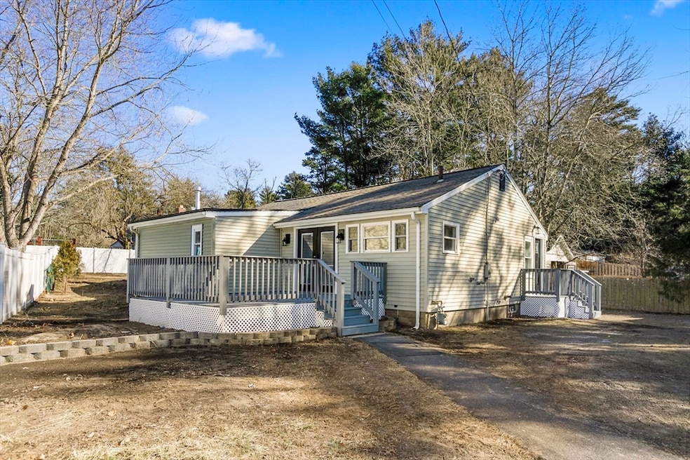 6 Swan Ln, Wareham, MA 02571 - photo 1