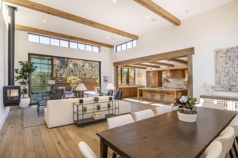 For Sale $9,900,000
