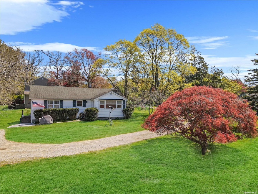 2 Oliver St, Wading River, NY 11792 - photo 1