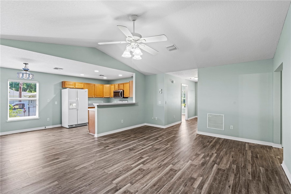 For Rent $2,400/month