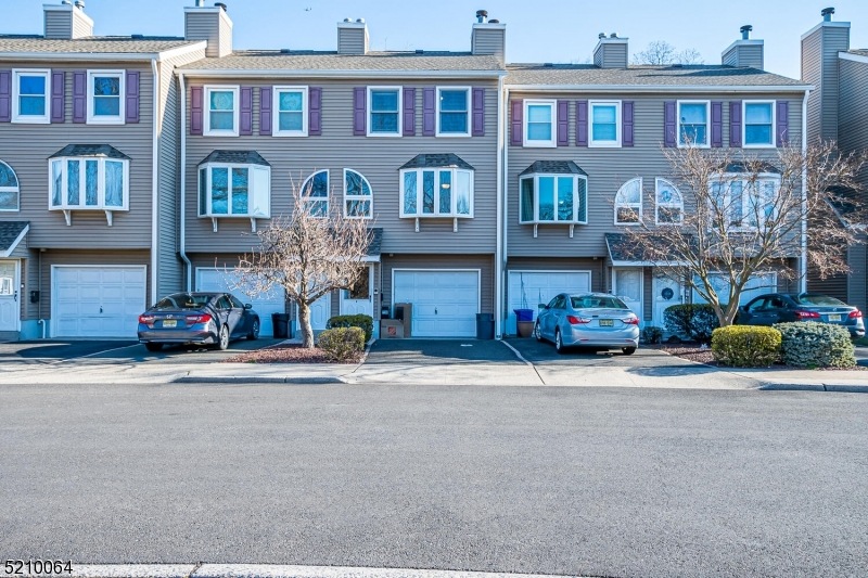 777 Jefferson Ave unit 4, Rahway, NJ 07065 - photo 1