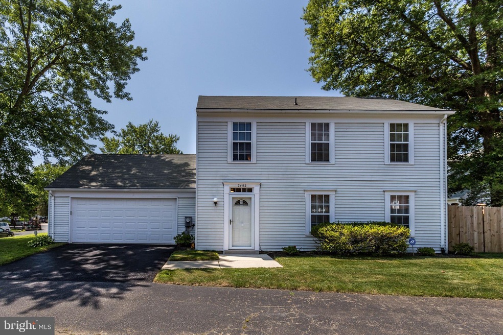 2452 Yarmouth Ln, Crofton, MD 21114 - photo 1