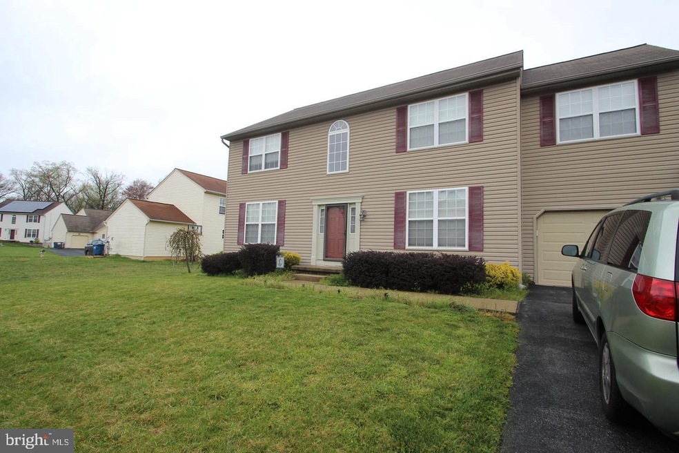 515 Bluebill Dr, New Castle, DE 19720 - photo 1