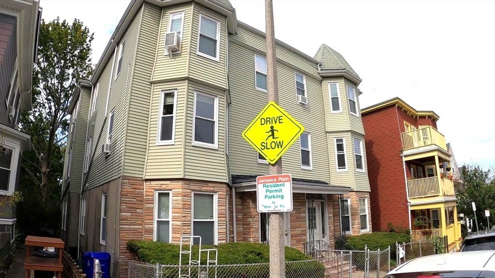 88 Wenham St unit 2, Jamaica Plain, MA 02130 - photo 1