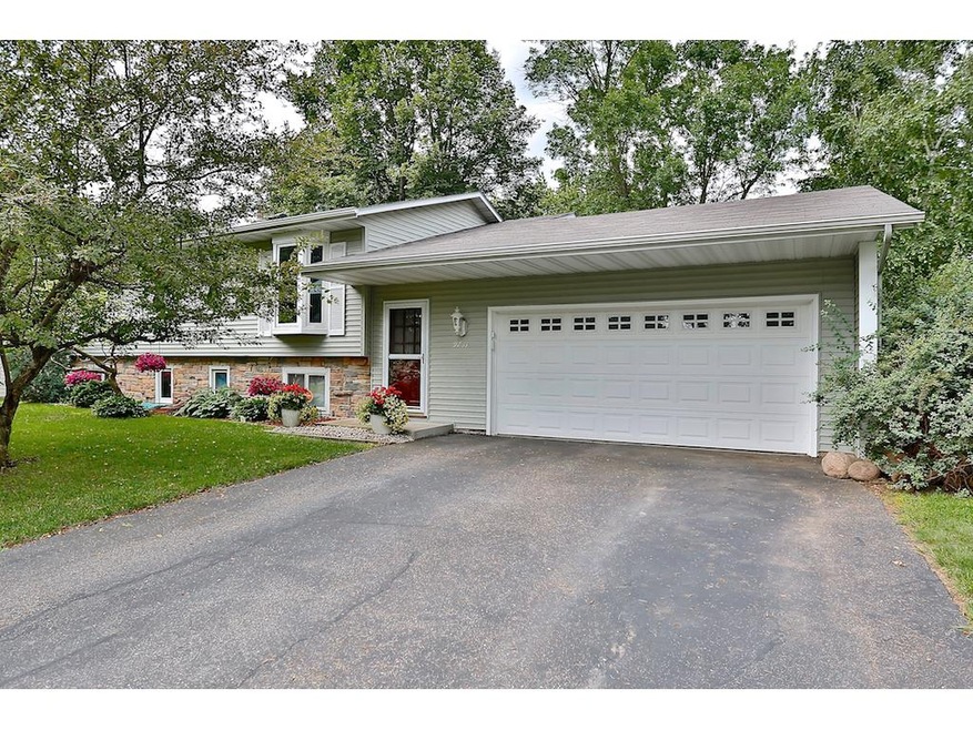 Welcome to 9731 104th Ave., Maple Grove