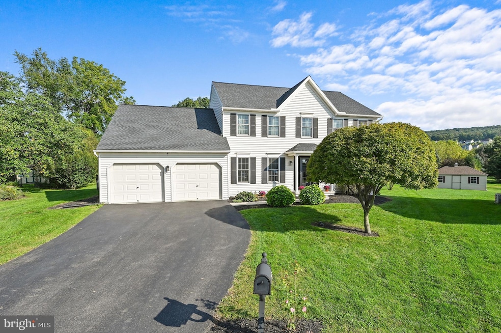 131 Quarry View Dr, Morgantown, PA 19543 - photo 1