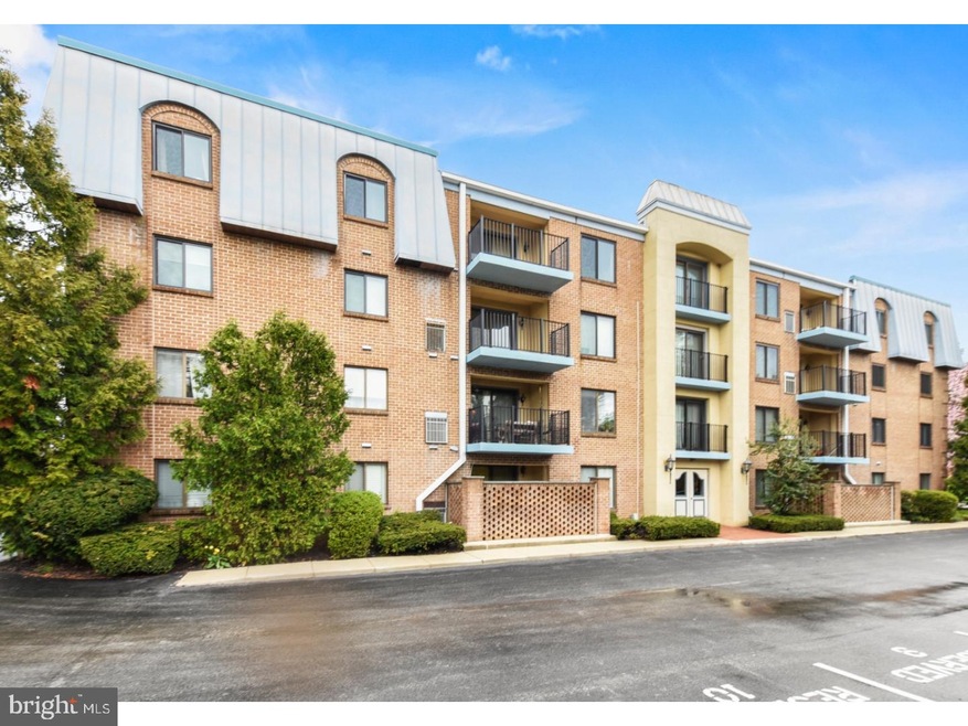 260 Montgomery Ave unit 403, Haverford, PA 19041 - photo 1