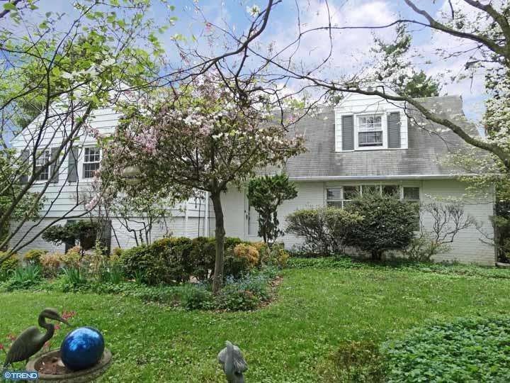 172 Walker Rd, Wayne, PA 19087 - photo 1