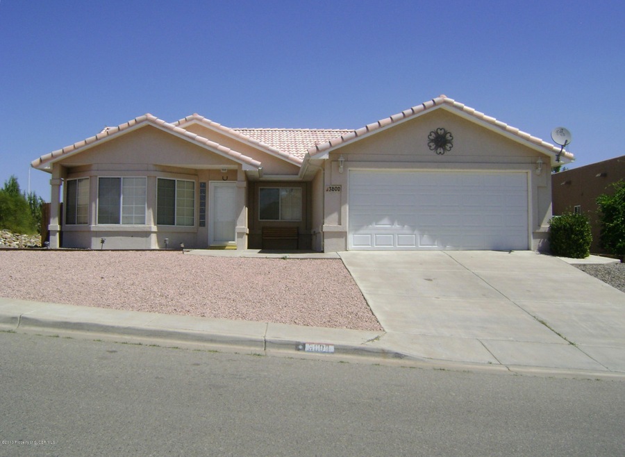 3600 Majesta St, Farmington, NM 87402 - photo 1