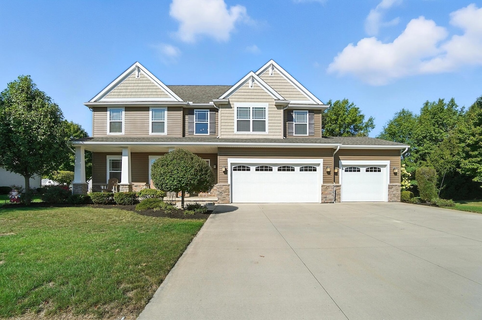 2632 Alexandria Dr, Lima, OH 45805 - photo 1