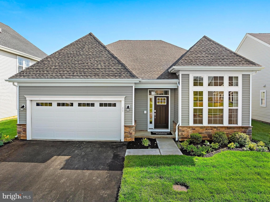 11 Gloria Ln, Monroe, NJ 08831 - photo 1