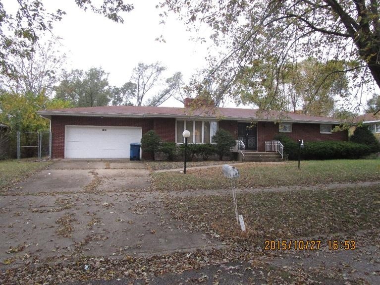 2152 Hayes St, Gary, IN 46404 - photo 1