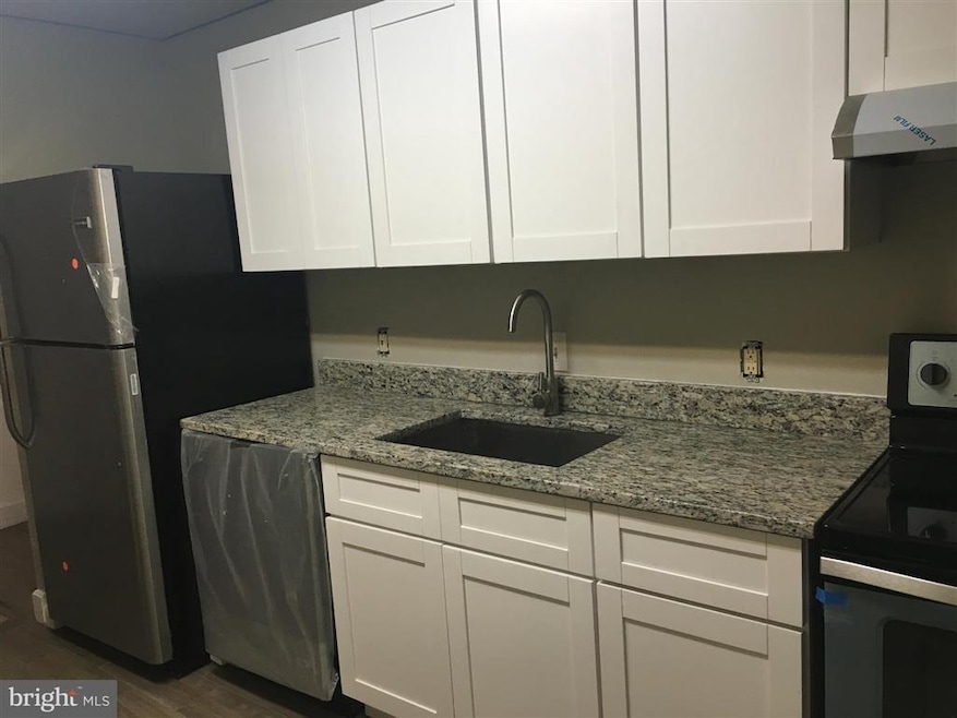 1912 Madison Ave unit 202, Baltimore, MD 21217 - photo 1