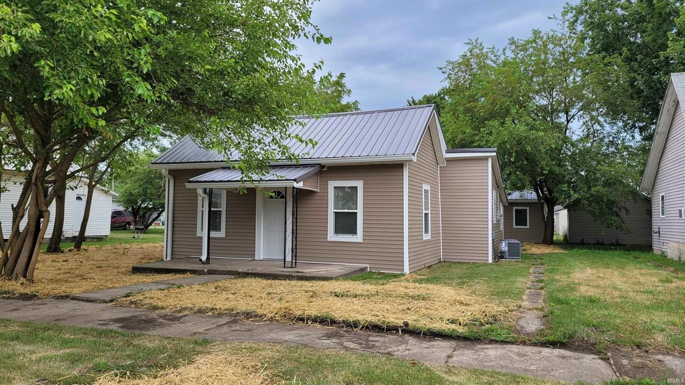 936 W Arch St, Portland, IN 47371 - photo 1