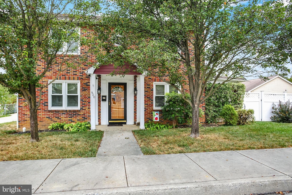 920 N West St, Carlisle, PA 17013 - photo 1