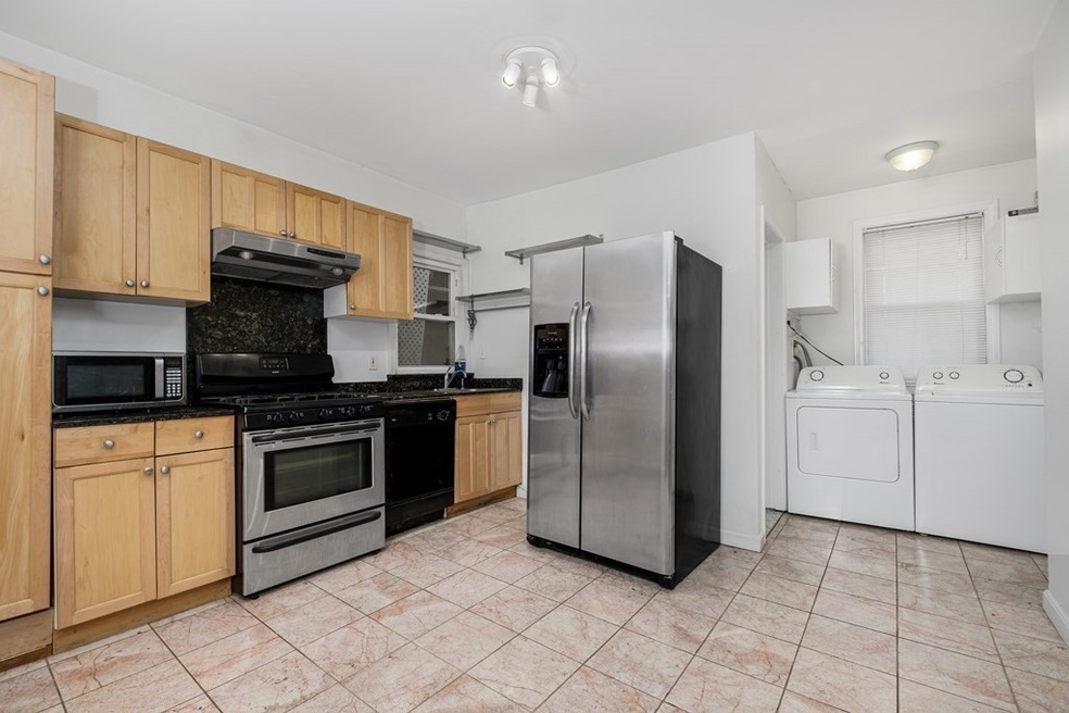 289 Elm St unit 1, Cambridge, MA 02139 - photo 1