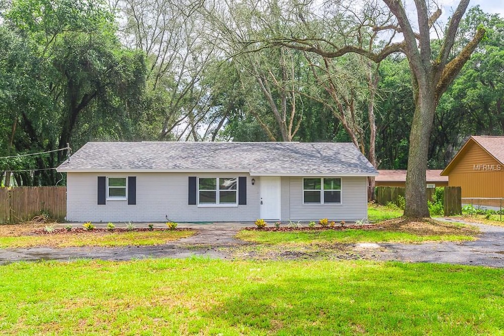 7522 Forbes Rd, Zephyrhills, FL 33540 - photo 1