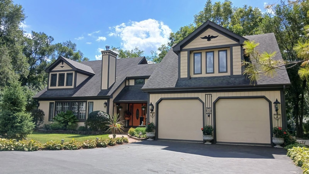 8019 Wonder View Dr, Wonder Lake, IL 60097 - photo 1