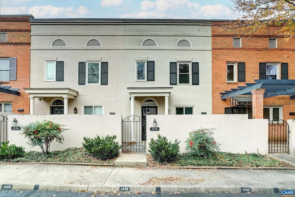 1594 Garden Ct, Charlottesville, VA 22901 - photo 1