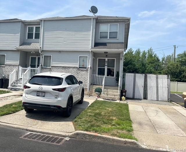 71 Lorraine Loop, Staten Island, NY 10309 - photo 1