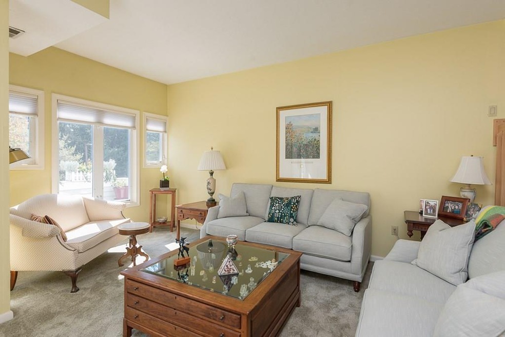 114 Burkhall St unit G, South Weymouth, MA 02190 - photo 1