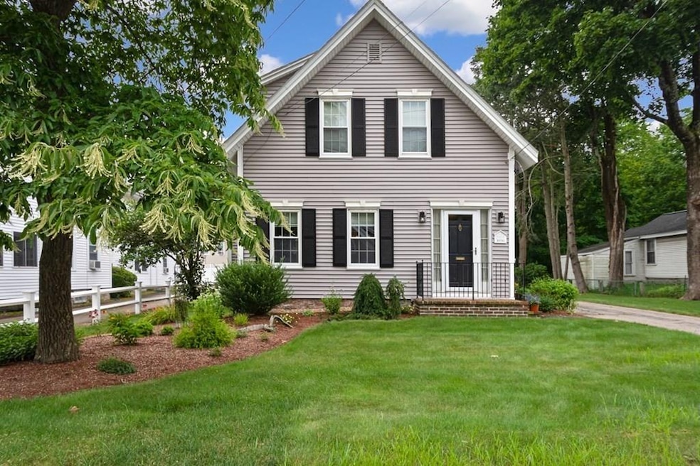 81 Central St, Foxboro, MA 02035 - photo 1