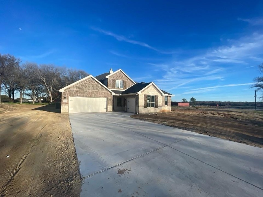 408 Guadeloupe Ln, Springtown, TX 76082 - photo 1