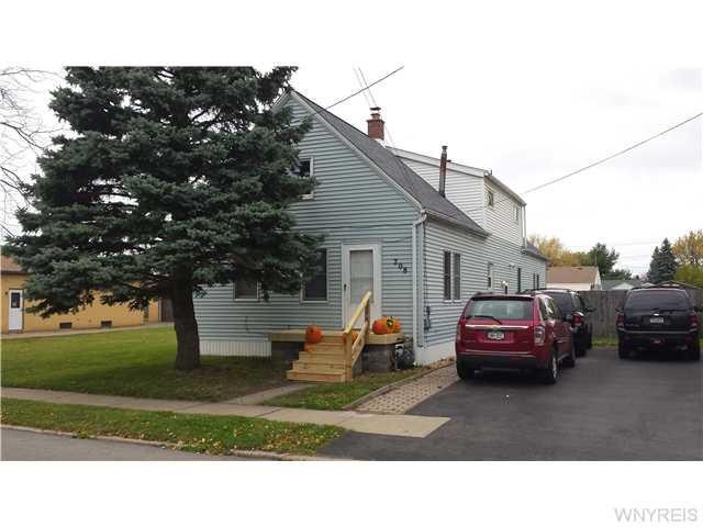 Exterior Front. 6-car Driveway offers plenty of  p