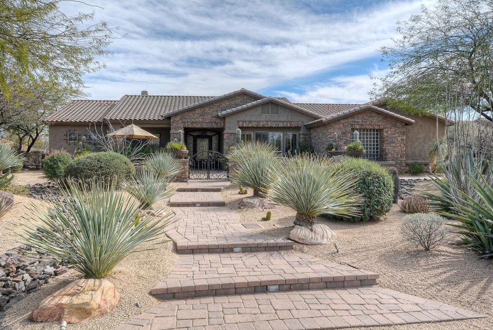 5779 E Hedgehog Pl Scottsdale-print-001-