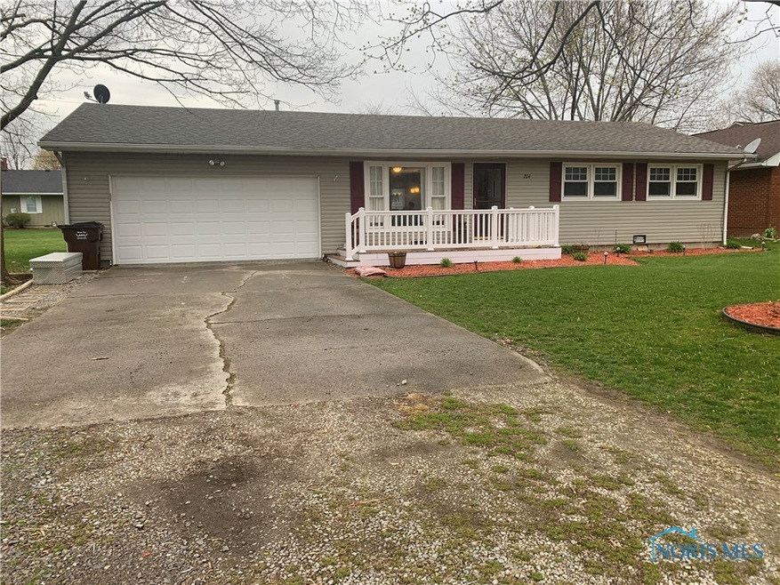 204 Taylor Dr, West Unity, OH 43570 - photo 1