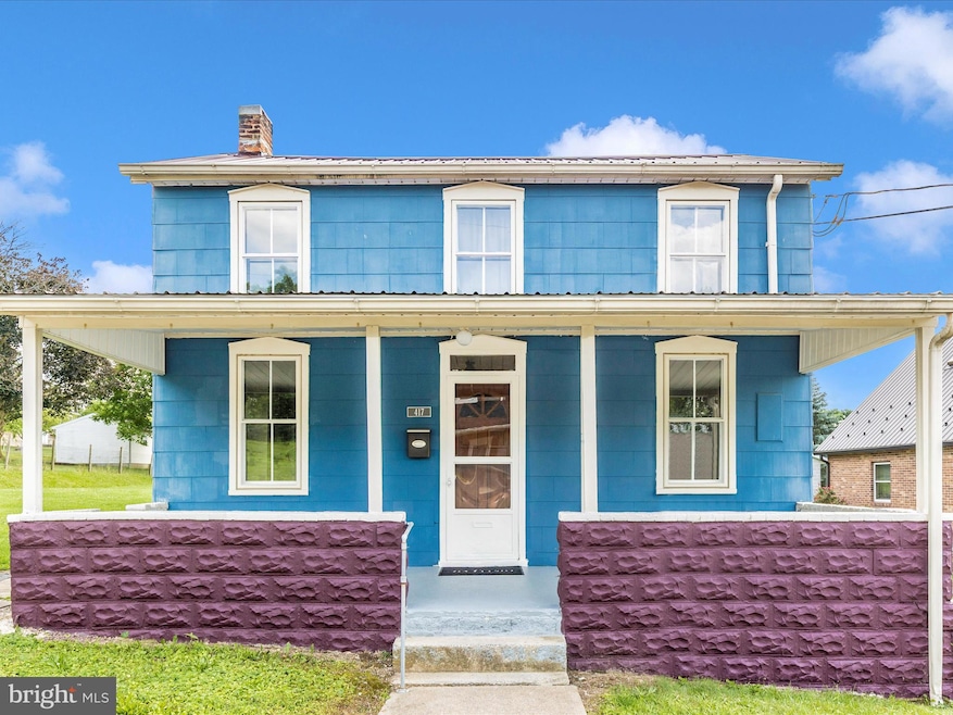 417 W 5th St, Waynesboro, PA 17268 - photo 1