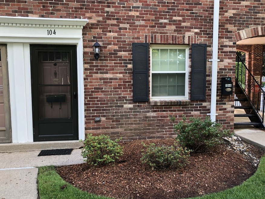 104 Windsor Dr unit 104A, Framingham, MA 01701 - photo 1