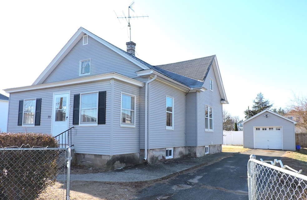 55 Pine St, Ludlow, MA 01056 - photo 1