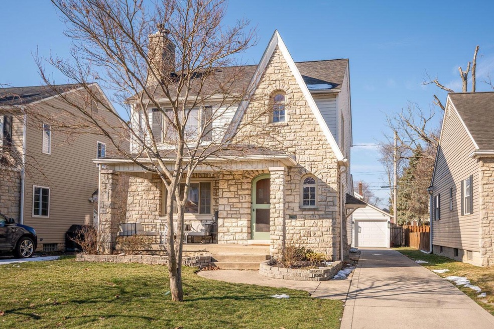 31 S Huron Ave-6