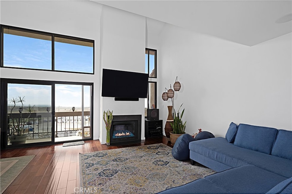 8180 Manitoba St unit 350, Playa Del Rey, CA 90293 - photo 1