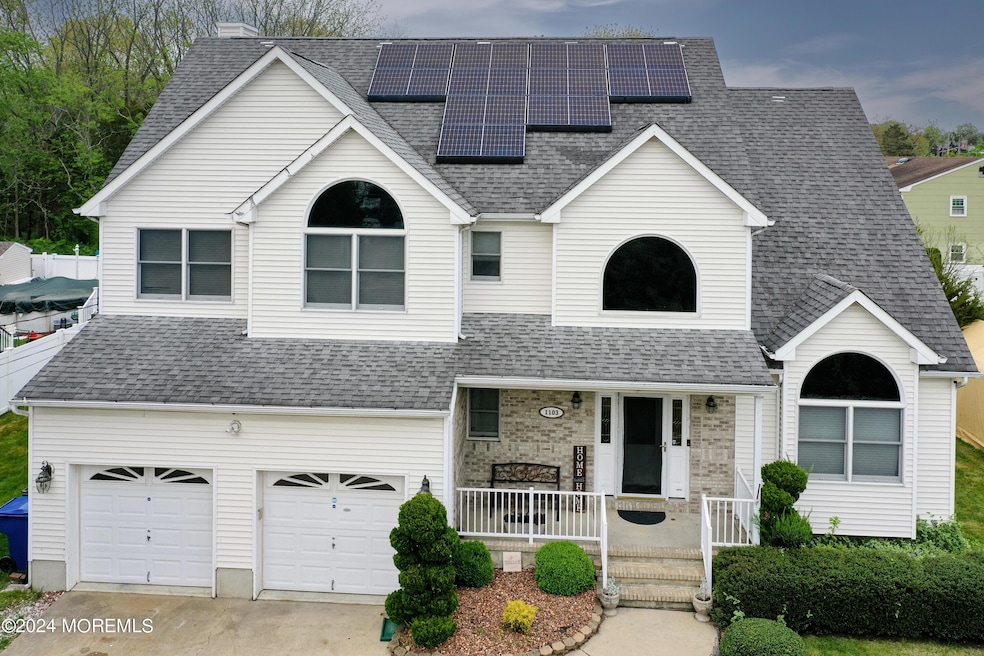 Sold $692,000 • Co-Listing Agent