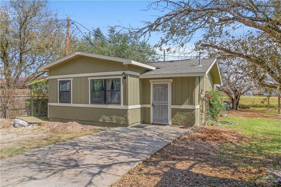 1104 Esperanza Rd, Alamo, TX 78516 - photo 1