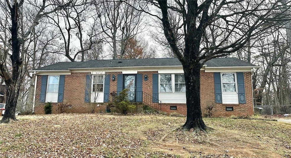 2223 Meloine Ln, Greensboro, NC 27407 - photo 1