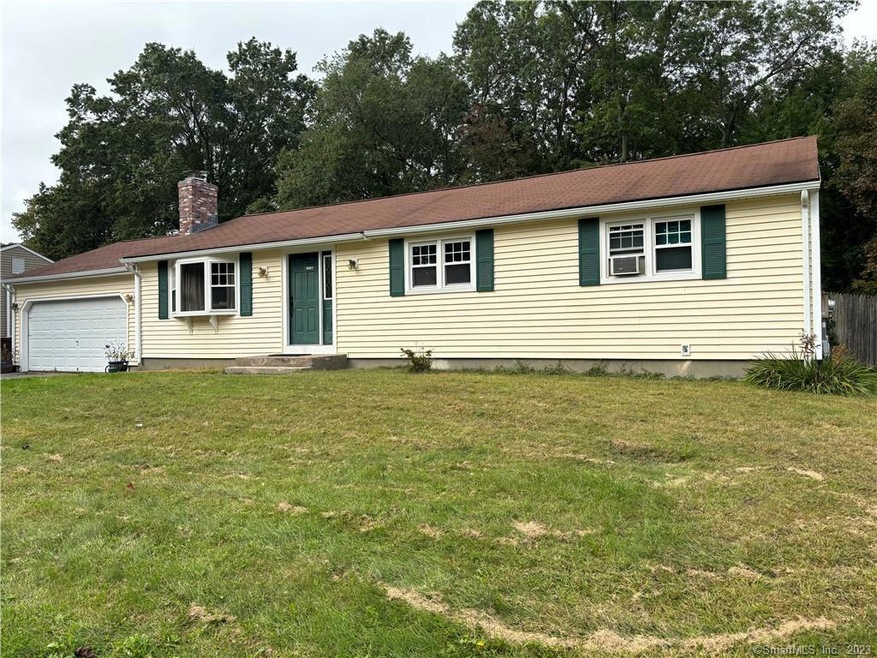 7 Plainfield St, Enfield, CT 06082 - photo 1