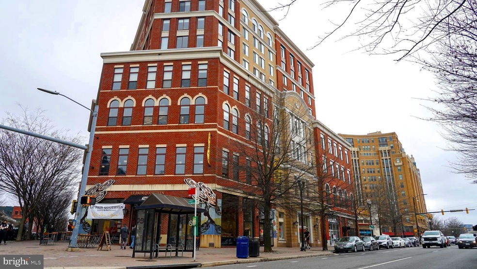 Station Square at Clarendon unit 806, Arlington, VA 22201 - photo 1