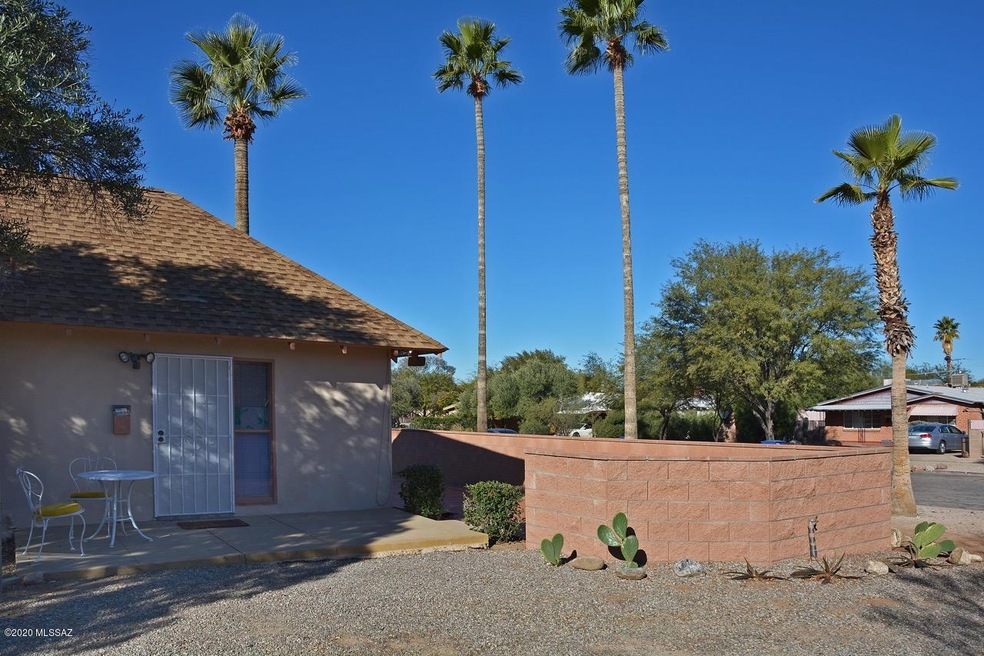 2422 E 4th St, Tucson, AZ 85719 - photo 1