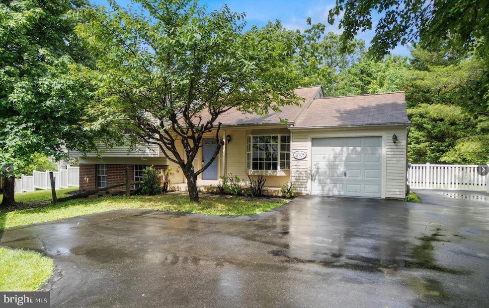 17405 Blossom View Dr, Olney, MD 20832 - photo 1