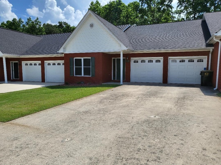 924 Brookridge Ln SE, Cullman, AL 35055 - photo 1